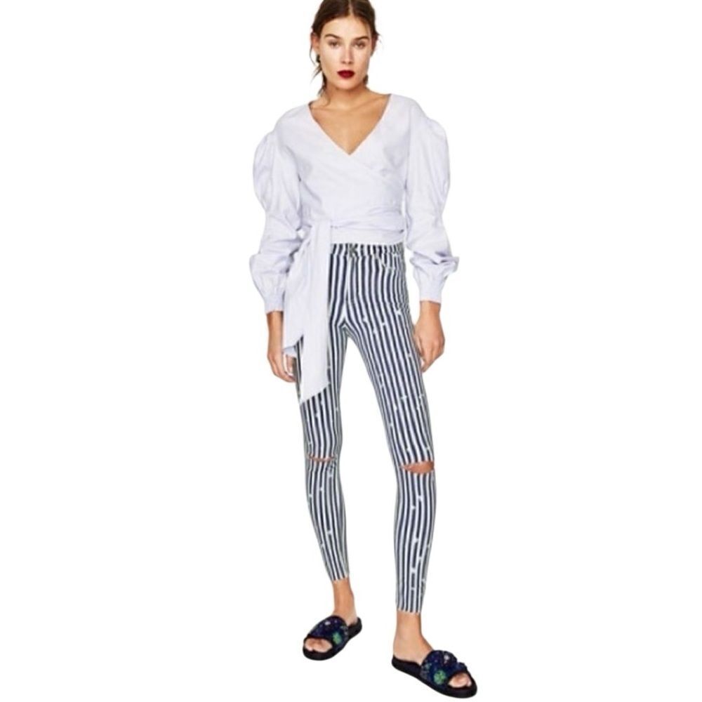 Zara trafaluc high rise bleached striped distressed skinny Jeans Size 2